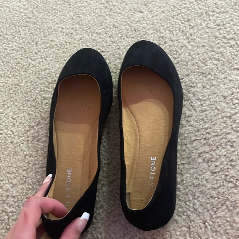 Black velvet, ballet flats